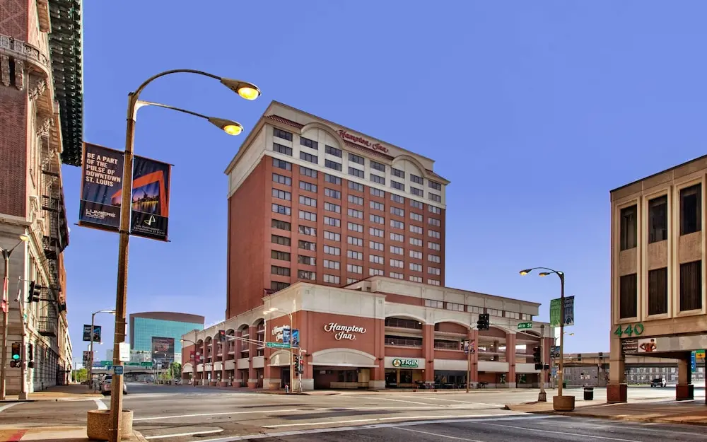 Dag 4 - 5 Accommodatie Hampton Inn St. Louis-Downtown (At the Gateway Arch)