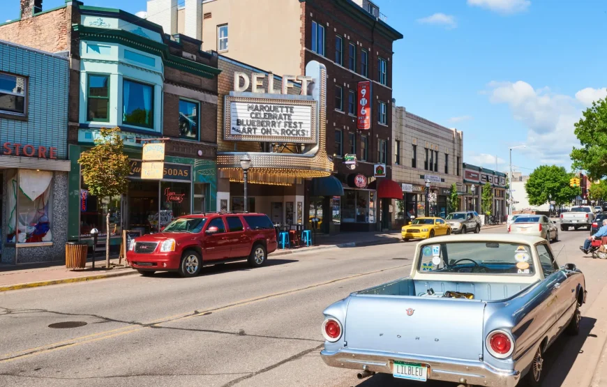 Fly & Drive Great Lakes | Canada & USA